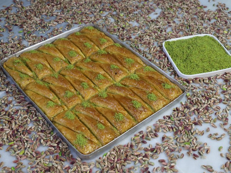 Fıstıklı havuç baklava